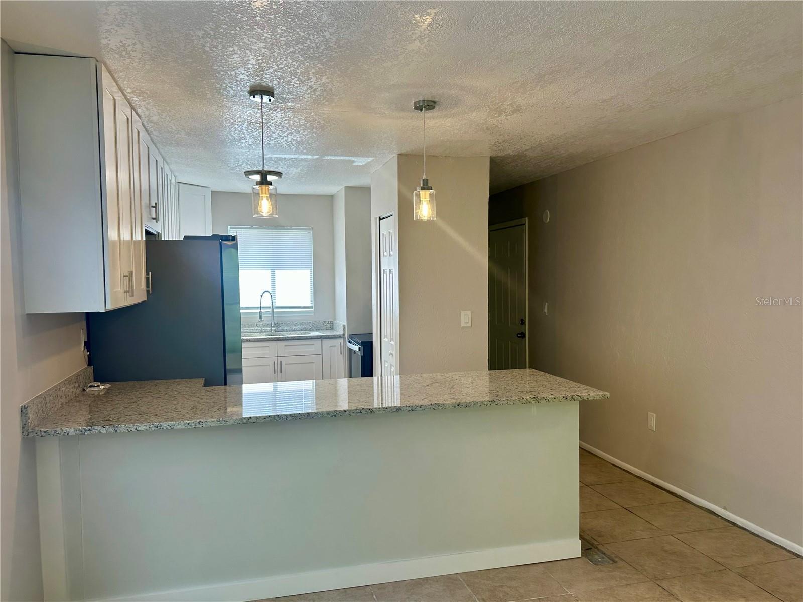 Image 7 of 14 For 2522 Oak Avenue B