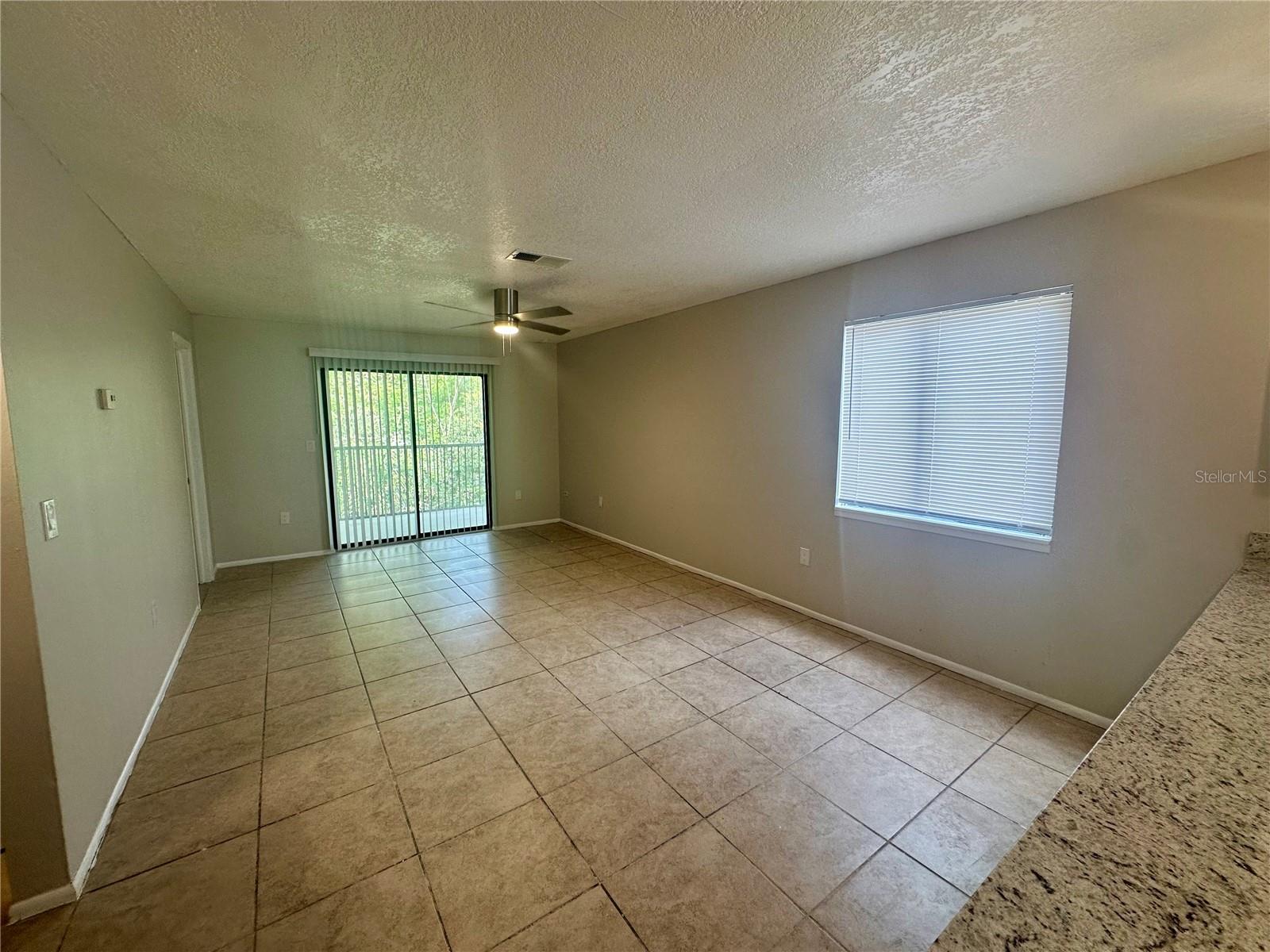 Image 8 of 14 For 2522 Oak Avenue B