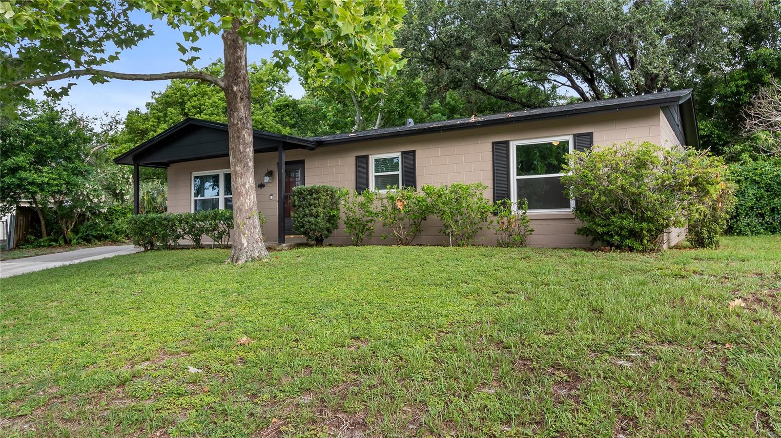 Image 3 of 30 For 1209 Russell Drive