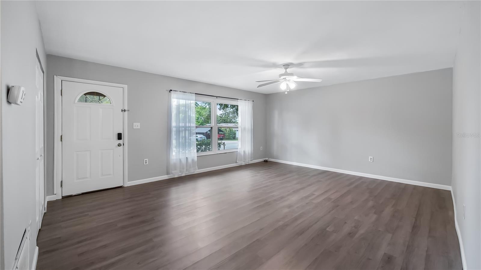 Image 7 of 30 For 1209 Russell Drive