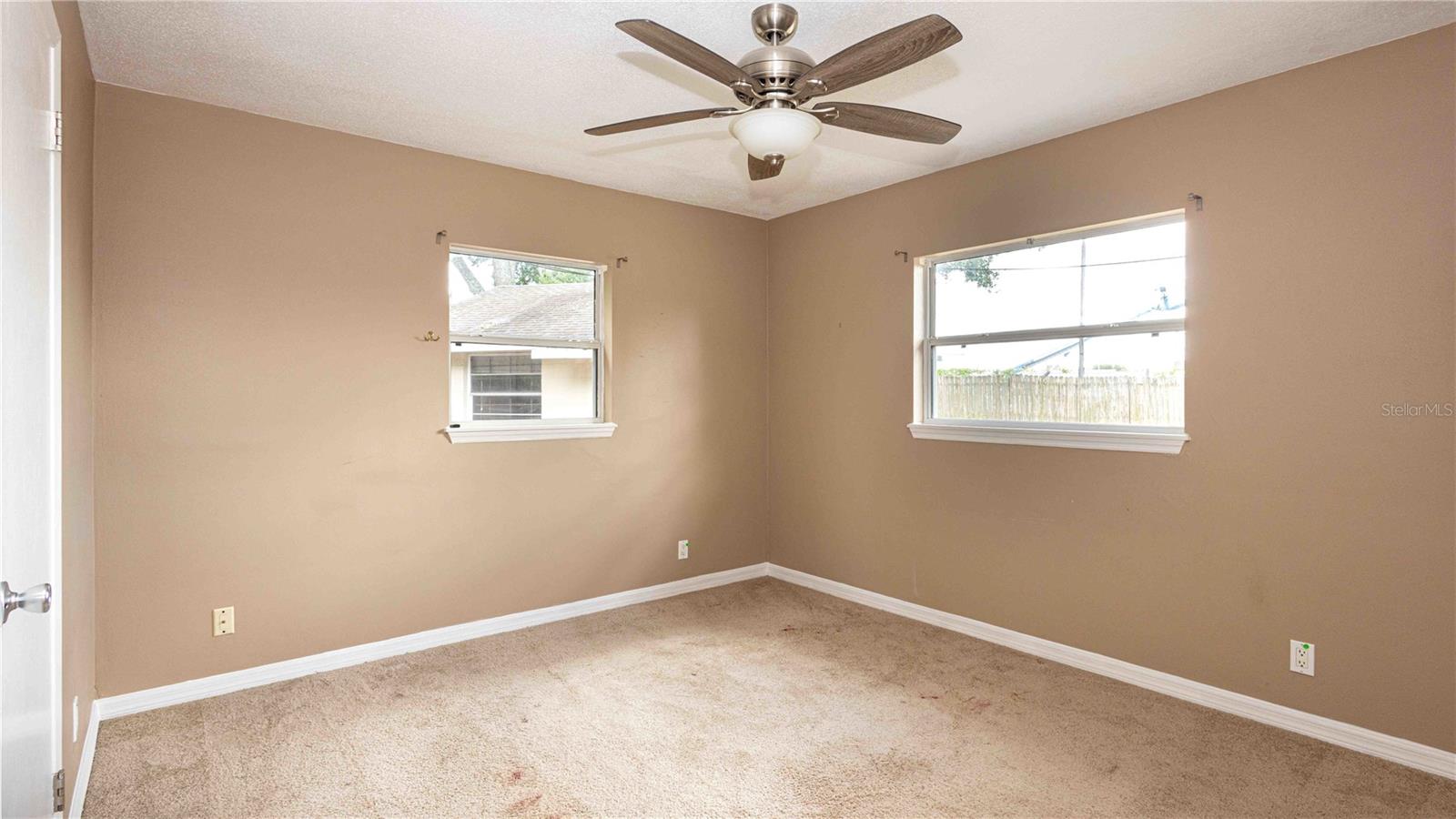 Image 23 of 25 For 5300 Locksley Avenue