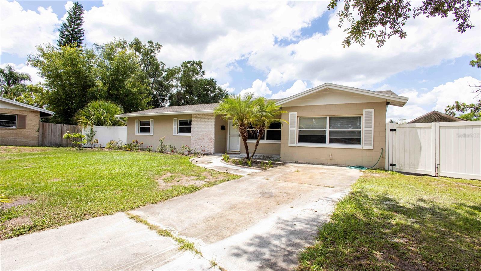 Image 3 of 25 For 5300 Locksley Avenue