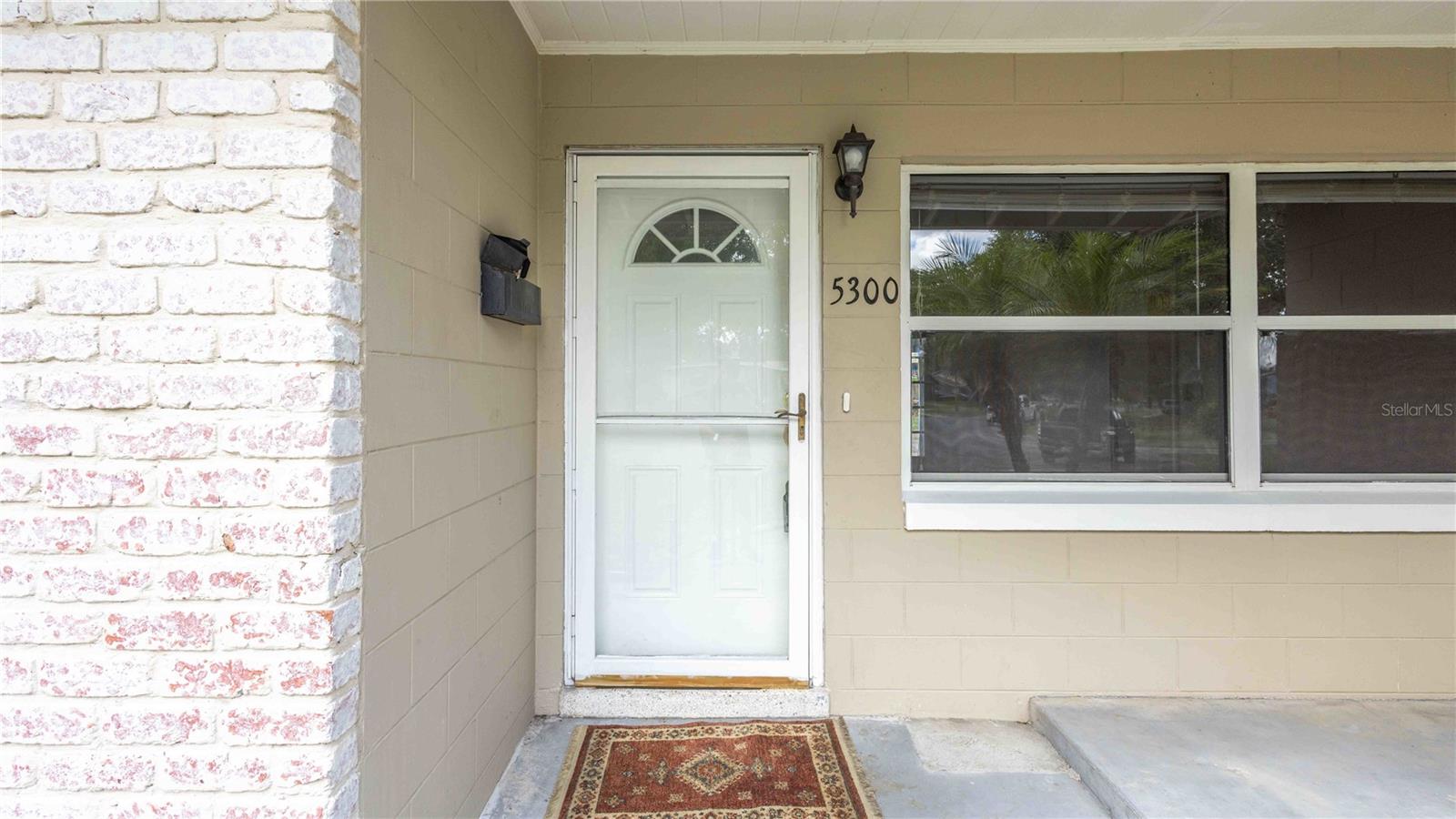 Image 8 of 25 For 5300 Locksley Avenue