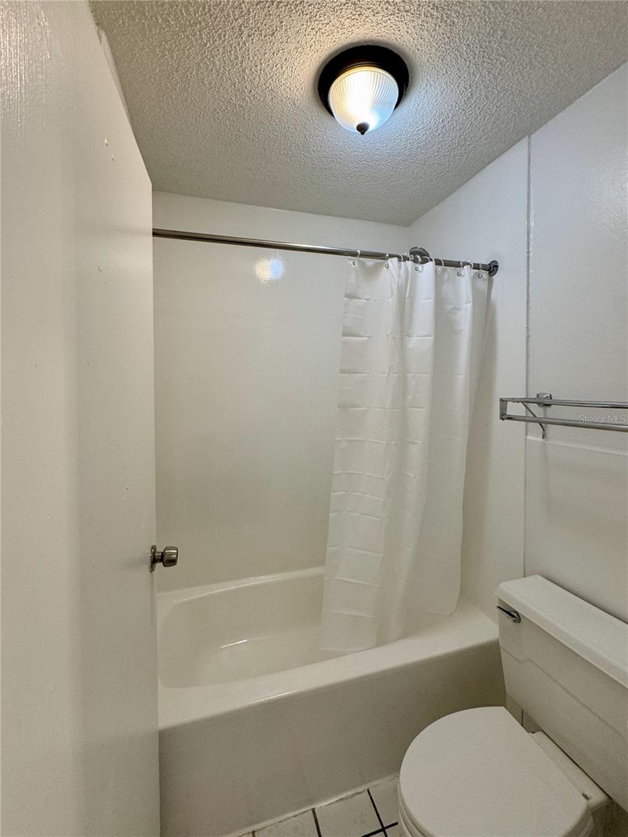 Image 6 of 16 For 7900 Orange Blossom Trail 2133