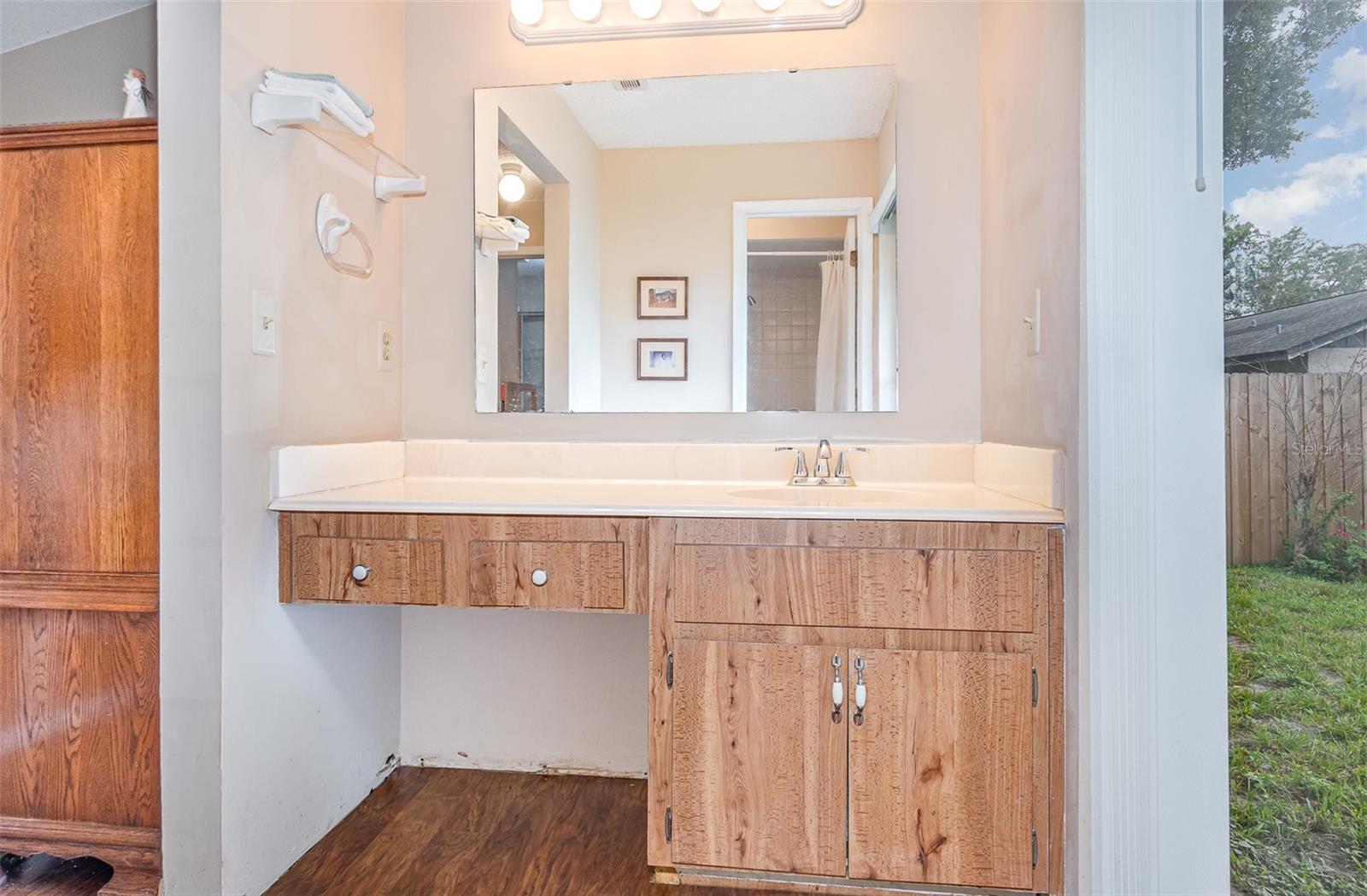 Image 16 of 27 For 5308 Pinebury Court