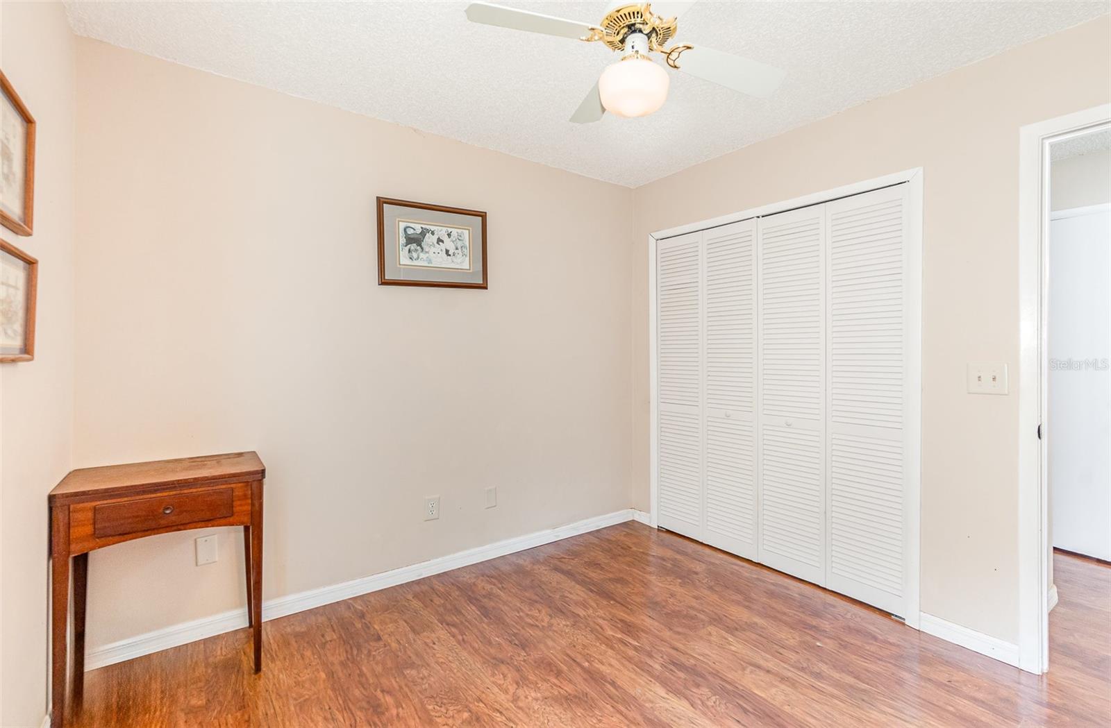 Image 22 of 27 For 5308 Pinebury Court
