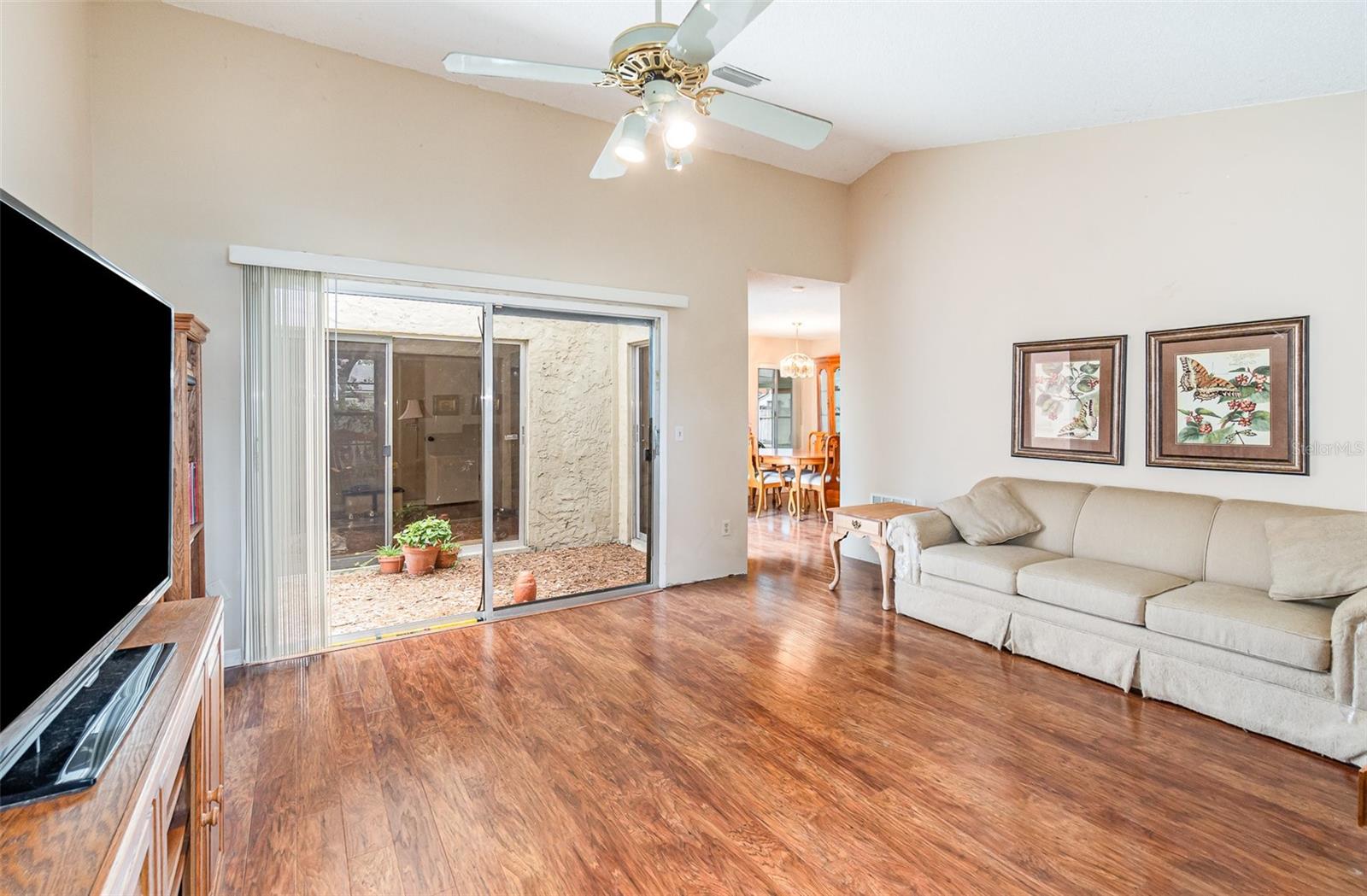 Image 5 of 27 For 5308 Pinebury Court