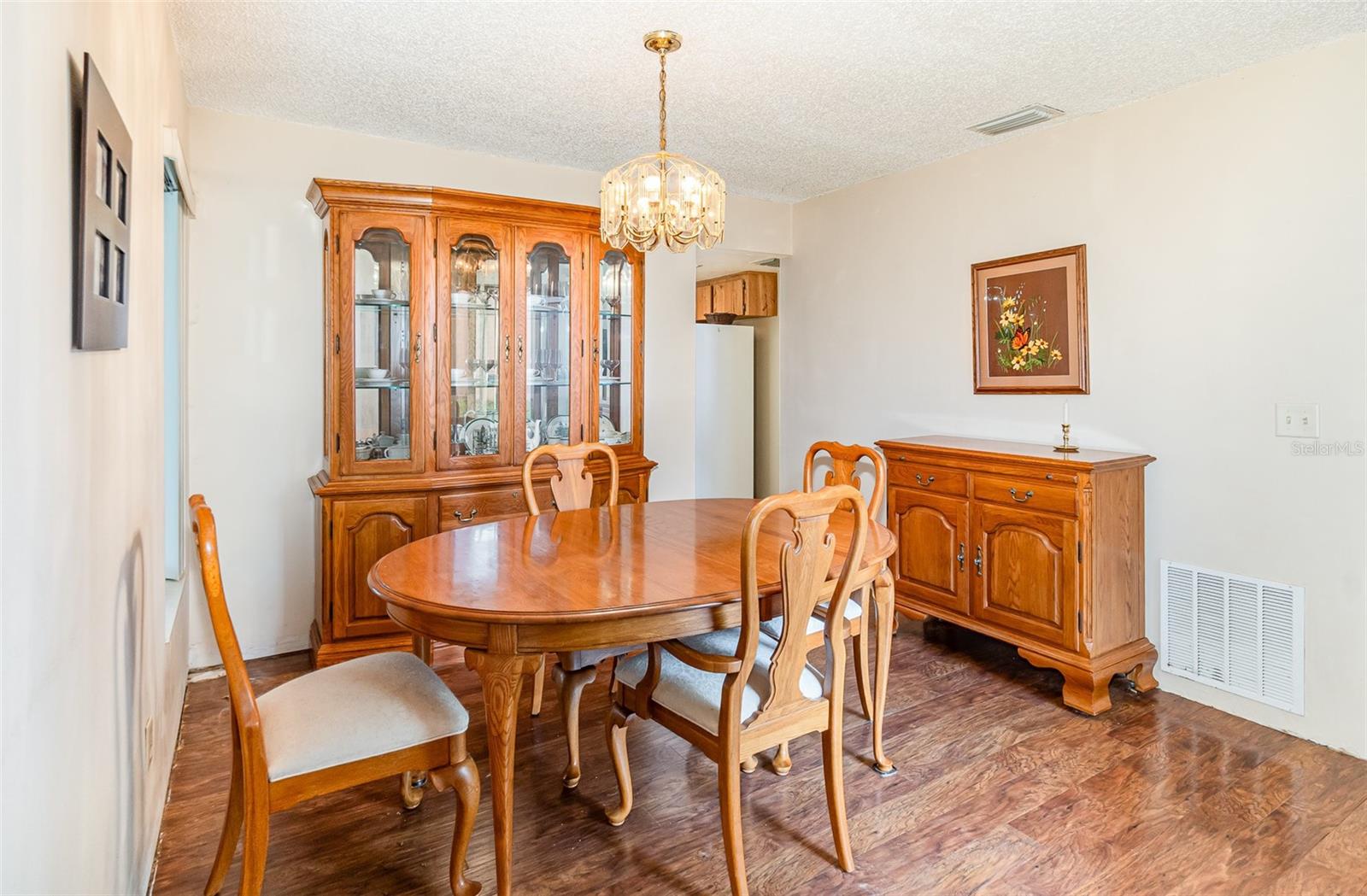 Image 6 of 27 For 5308 Pinebury Court