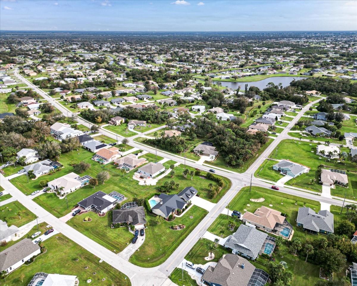 Image 12 of 19 For 25655 Deep Creek Boulevard