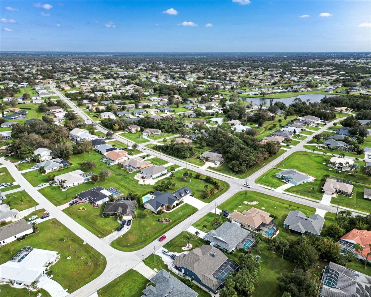 Image 18 of 19 For 25655 Deep Creek Boulevard