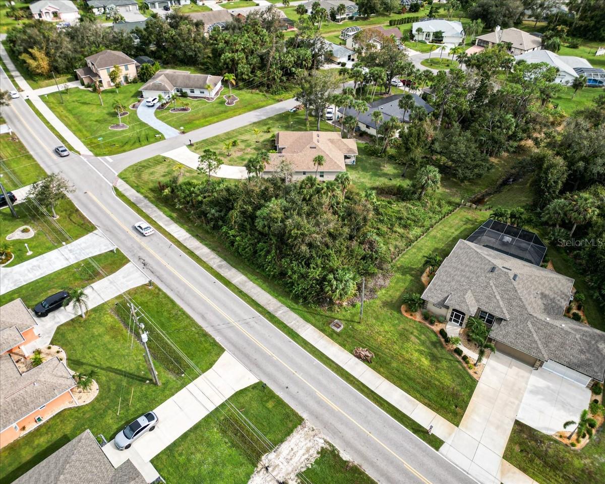 Image 4 of 19 For 25655 Deep Creek Boulevard
