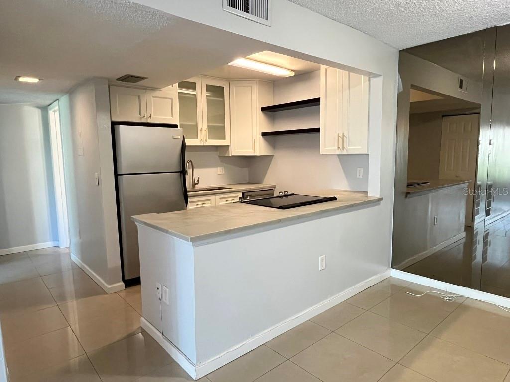 Image 5 of 13 For 3288 Semoran Boulevard 11