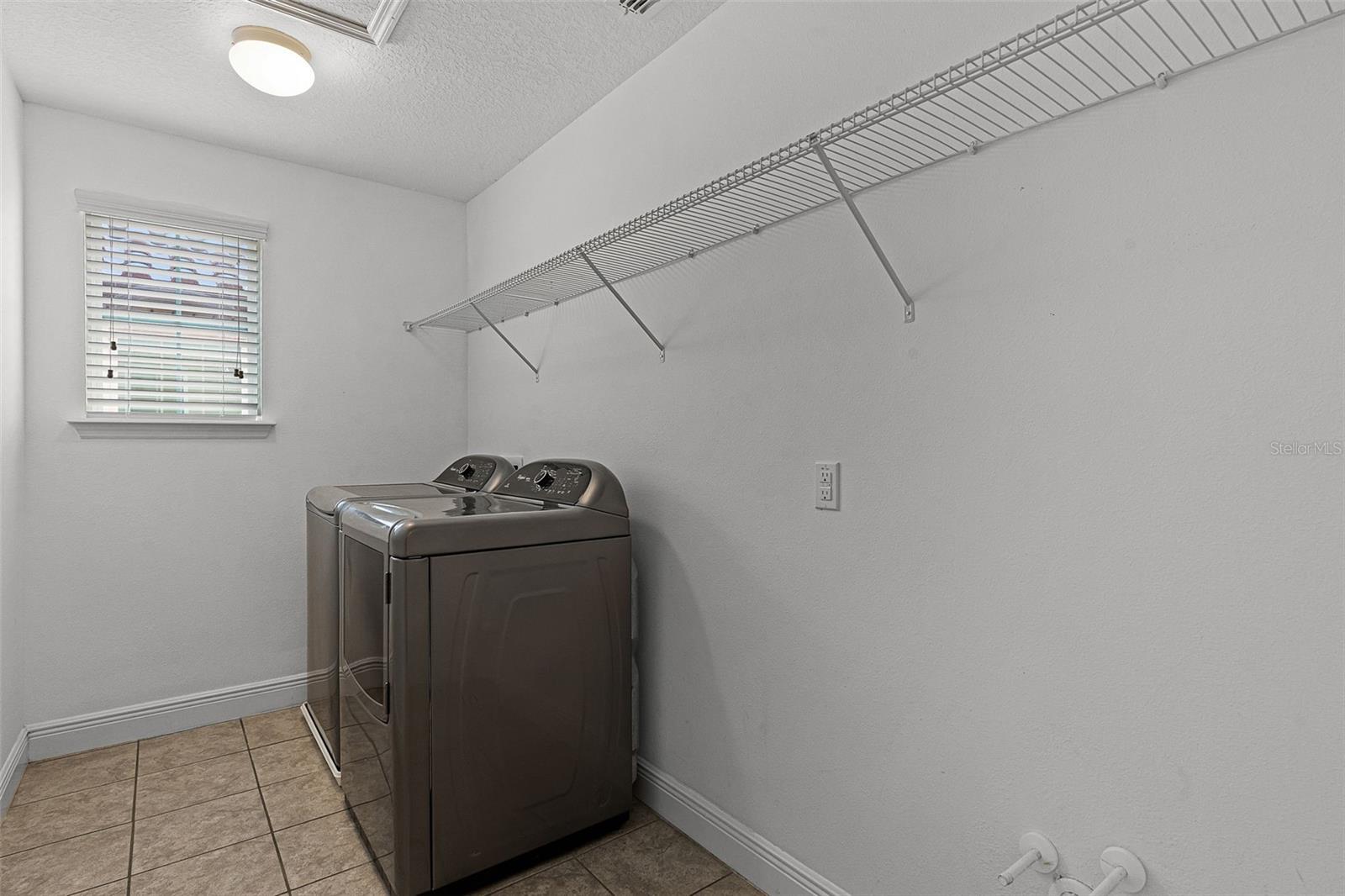 Image 33 of 44 For 11837 Cave Run Avenue