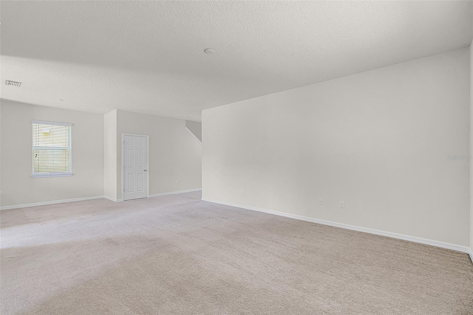 Image 2 of 70 For 251 Domus Lane