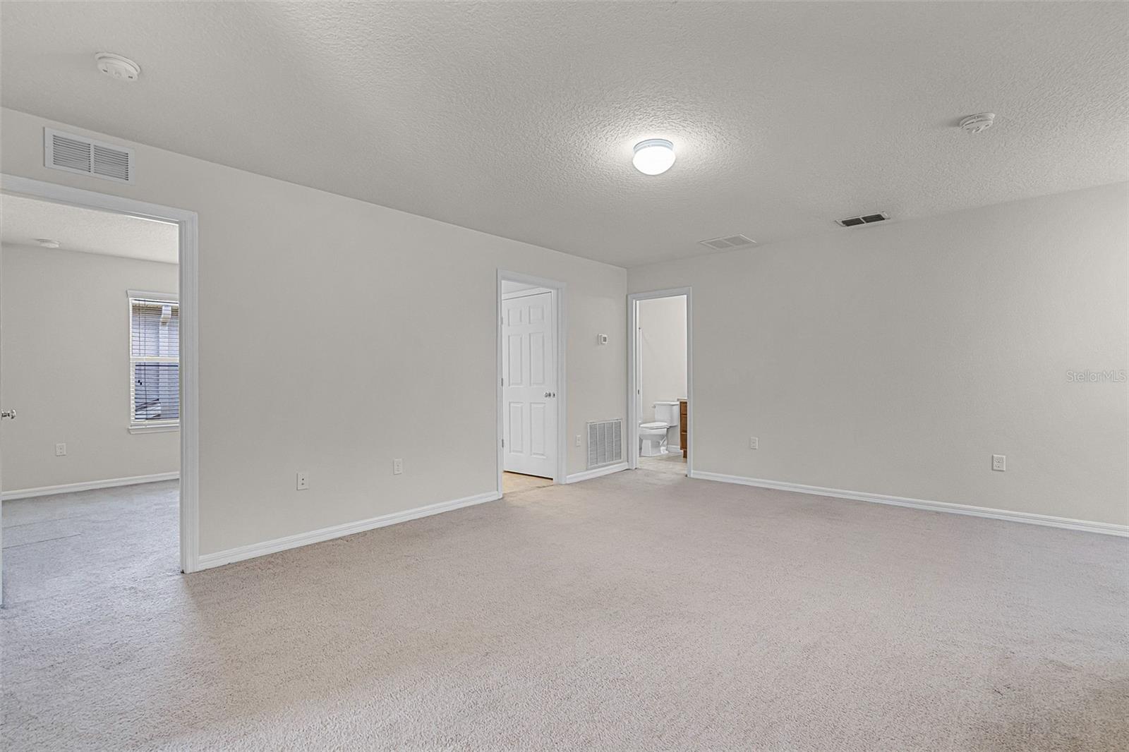 Image 35 of 70 For 251 Domus Lane