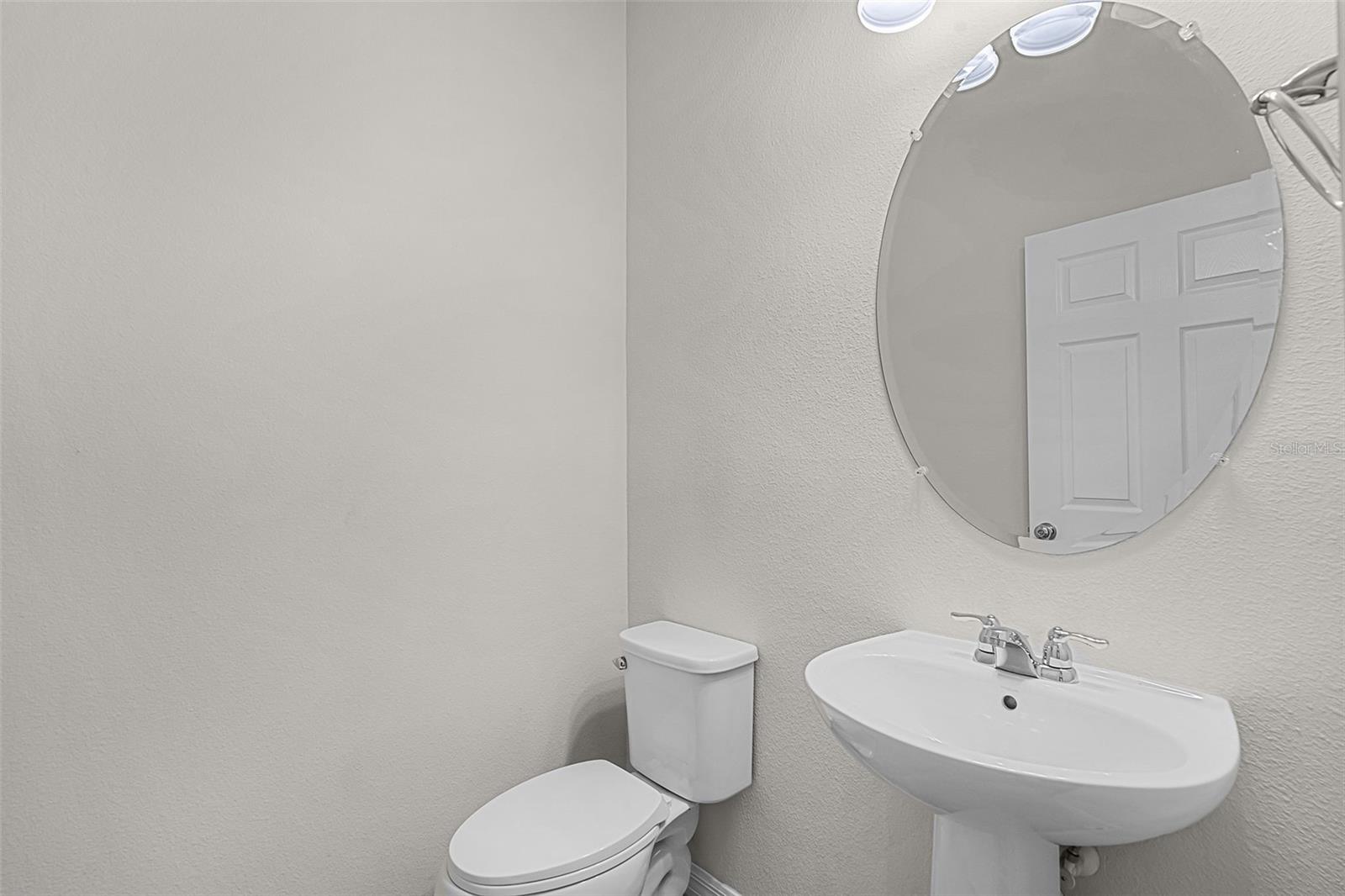 Image 40 of 70 For 251 Domus Lane