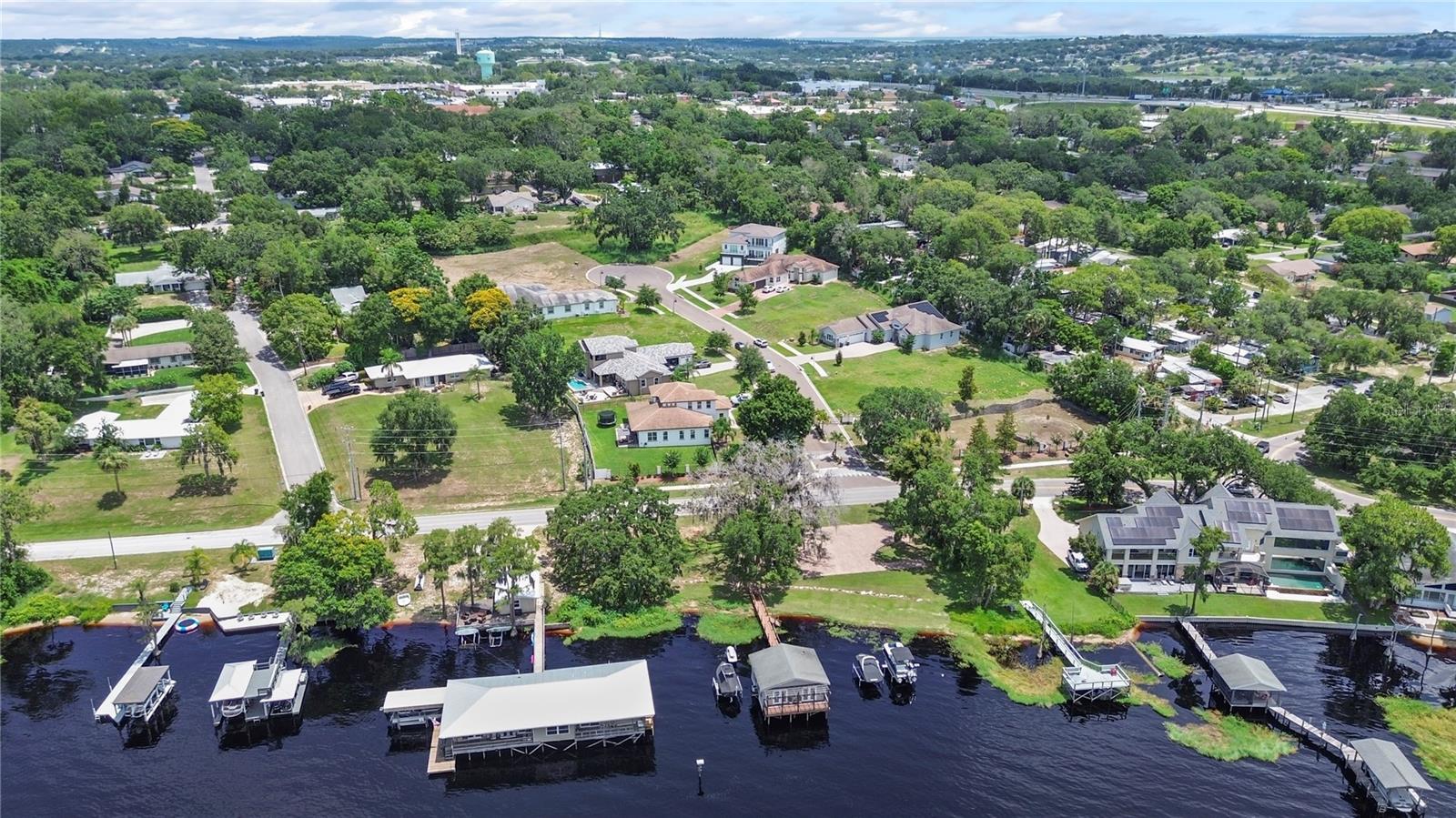 Image 10 of 18 For 1825 Moorings Court Lot 14