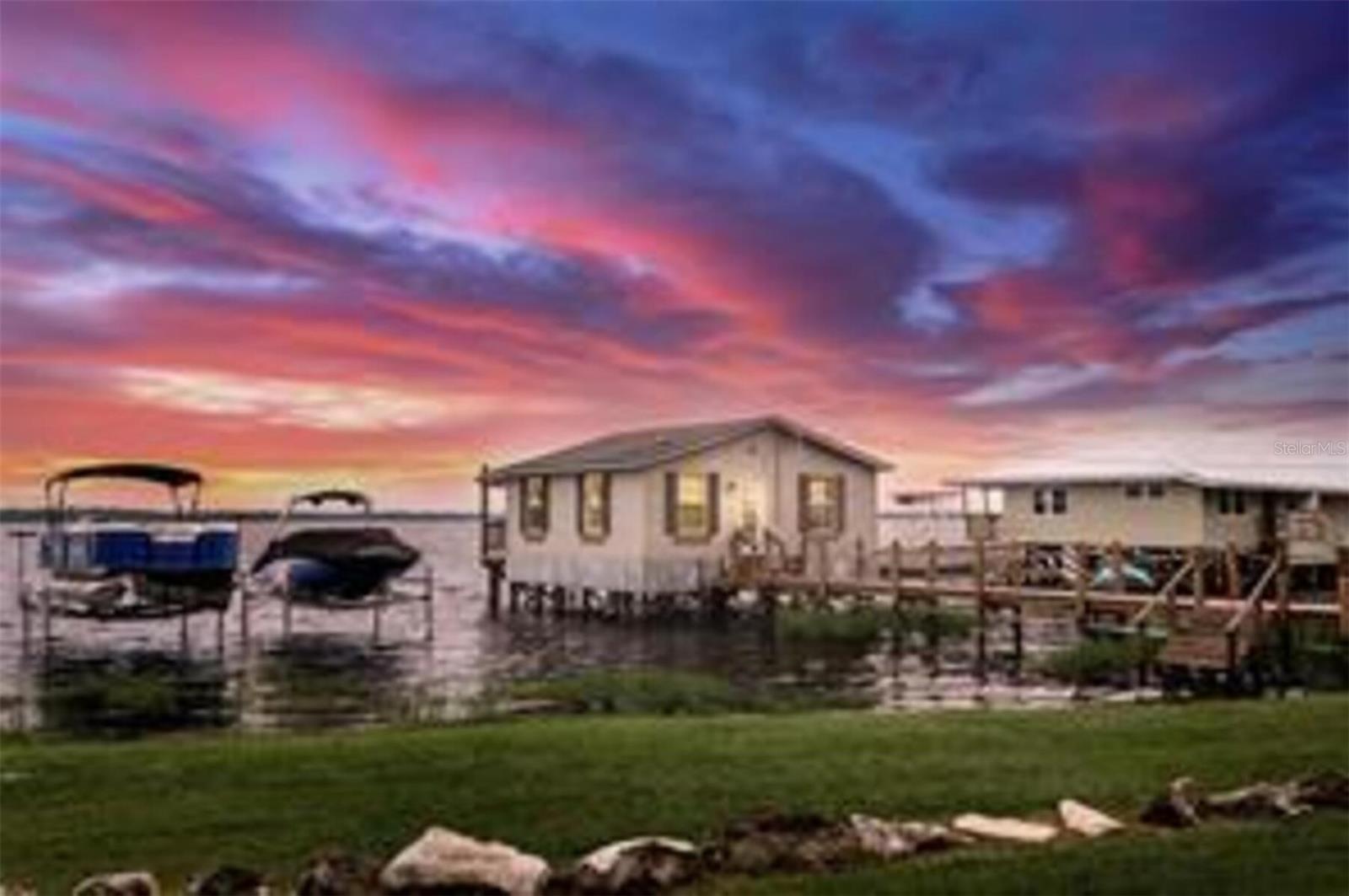 Image 6 of 18 For 1825 Moorings Court Lot 14
