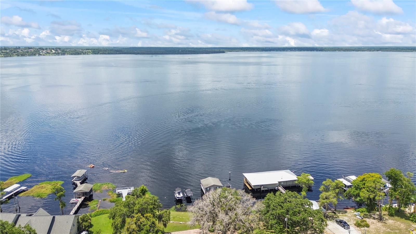 Image 9 of 18 For 1825 Moorings Court Lot 14