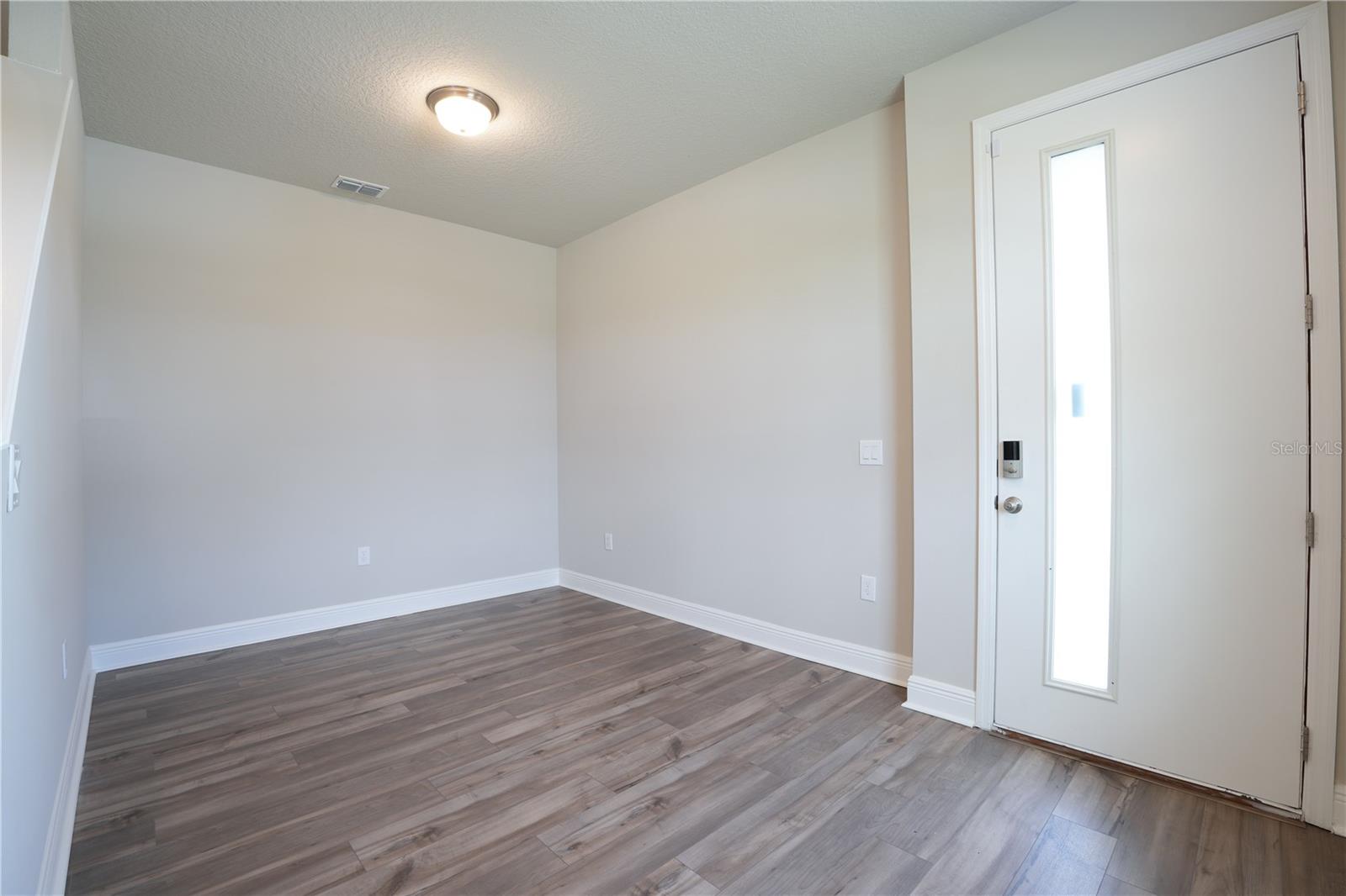 Image 8 of 28 For 1330 Merrydale Way