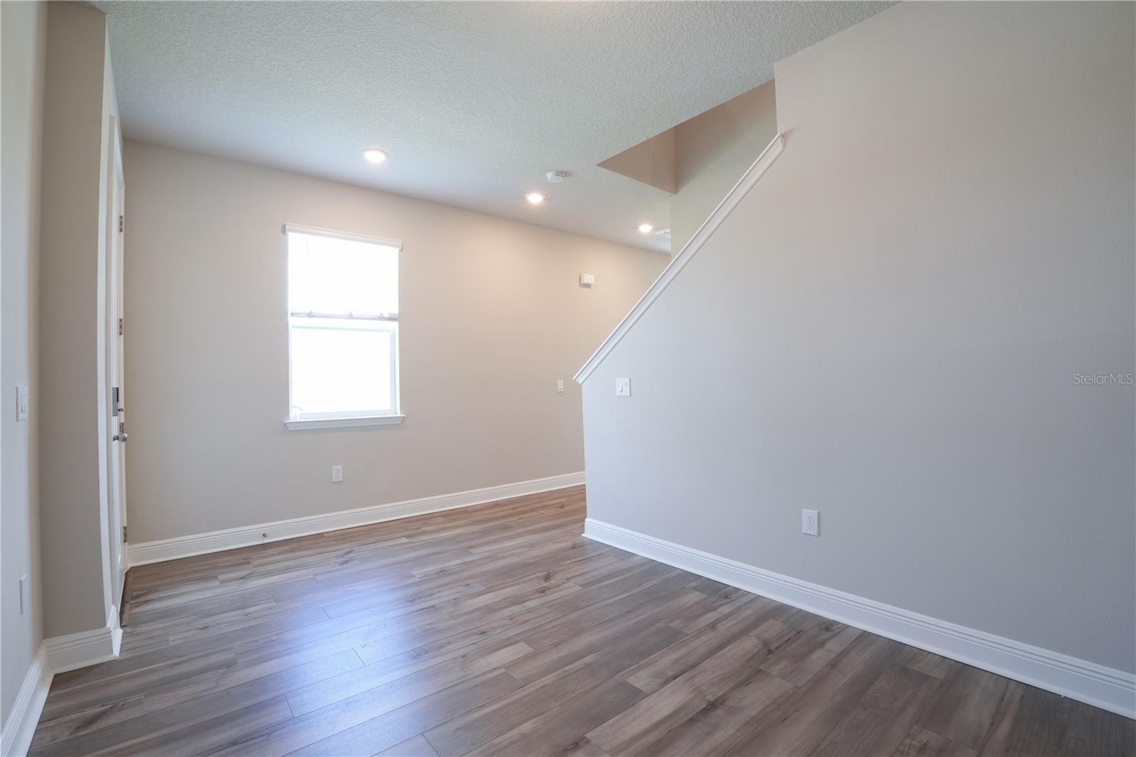 Image 9 of 28 For 1330 Merrydale Way
