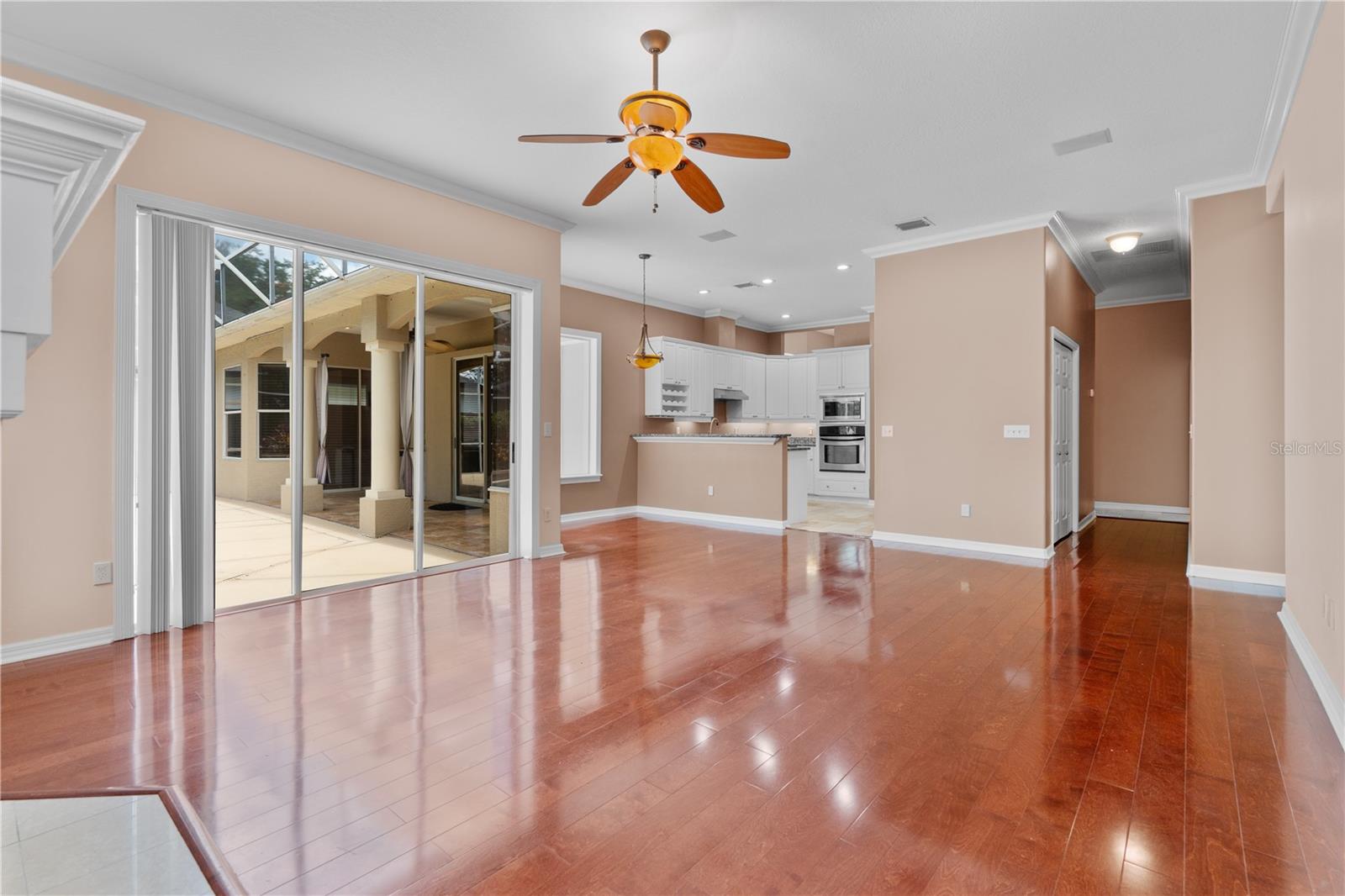 Image 29 of 71 For 875 Bentley Green Circle