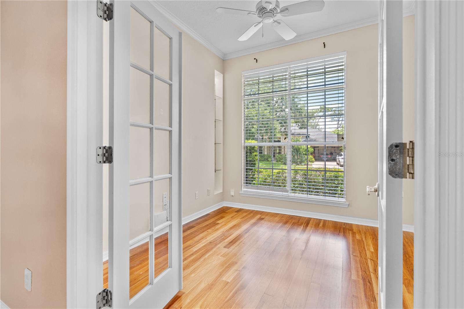 Image 40 of 71 For 875 Bentley Green Circle