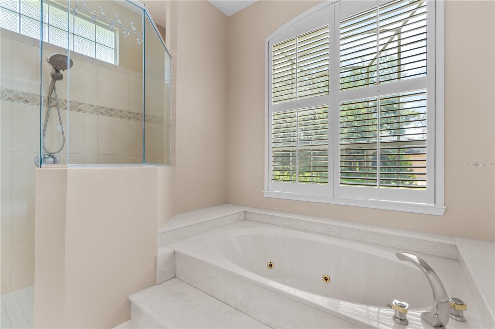 Image 50 of 71 For 875 Bentley Green Circle