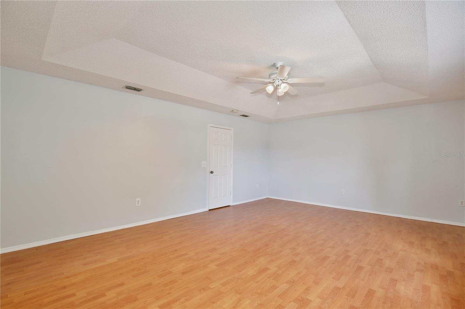 Image 15 of 34 For 14332 Grassy Cove Circle