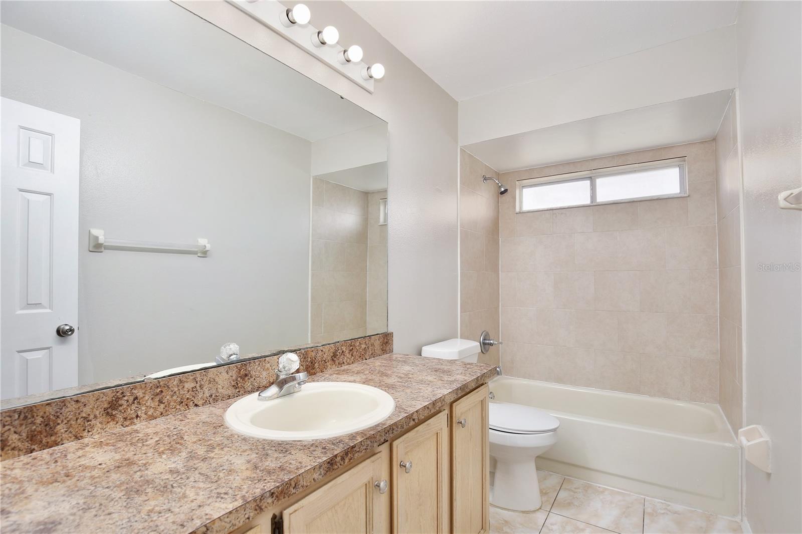 Image 21 of 34 For 14332 Grassy Cove Circle