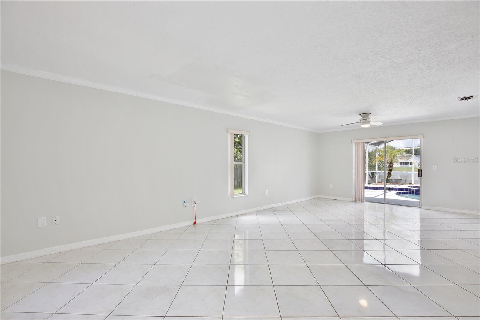 Image 5 of 34 For 14332 Grassy Cove Circle