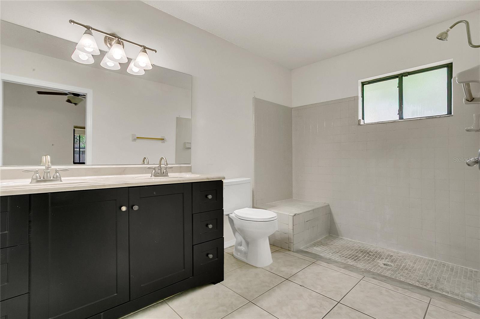Image 19 of 31 For 1806 Waterbeach Court