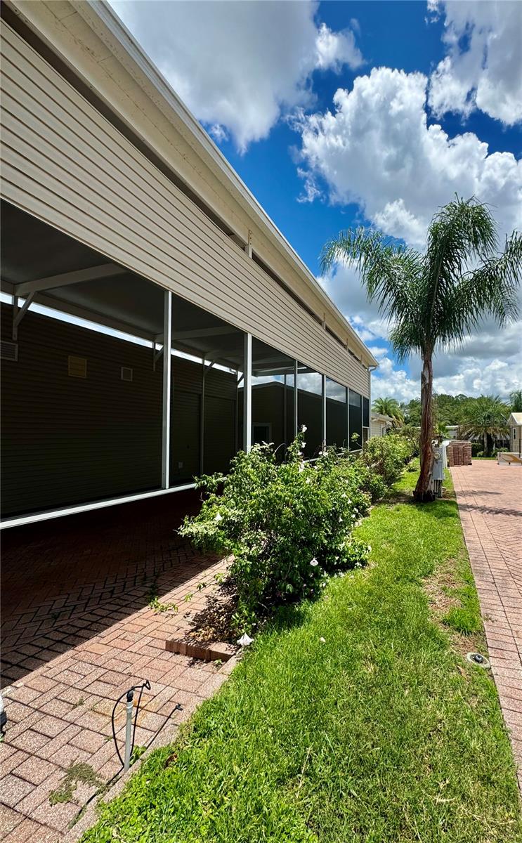 Image 13 of 53 For 1115 Deer Creek Boulevard