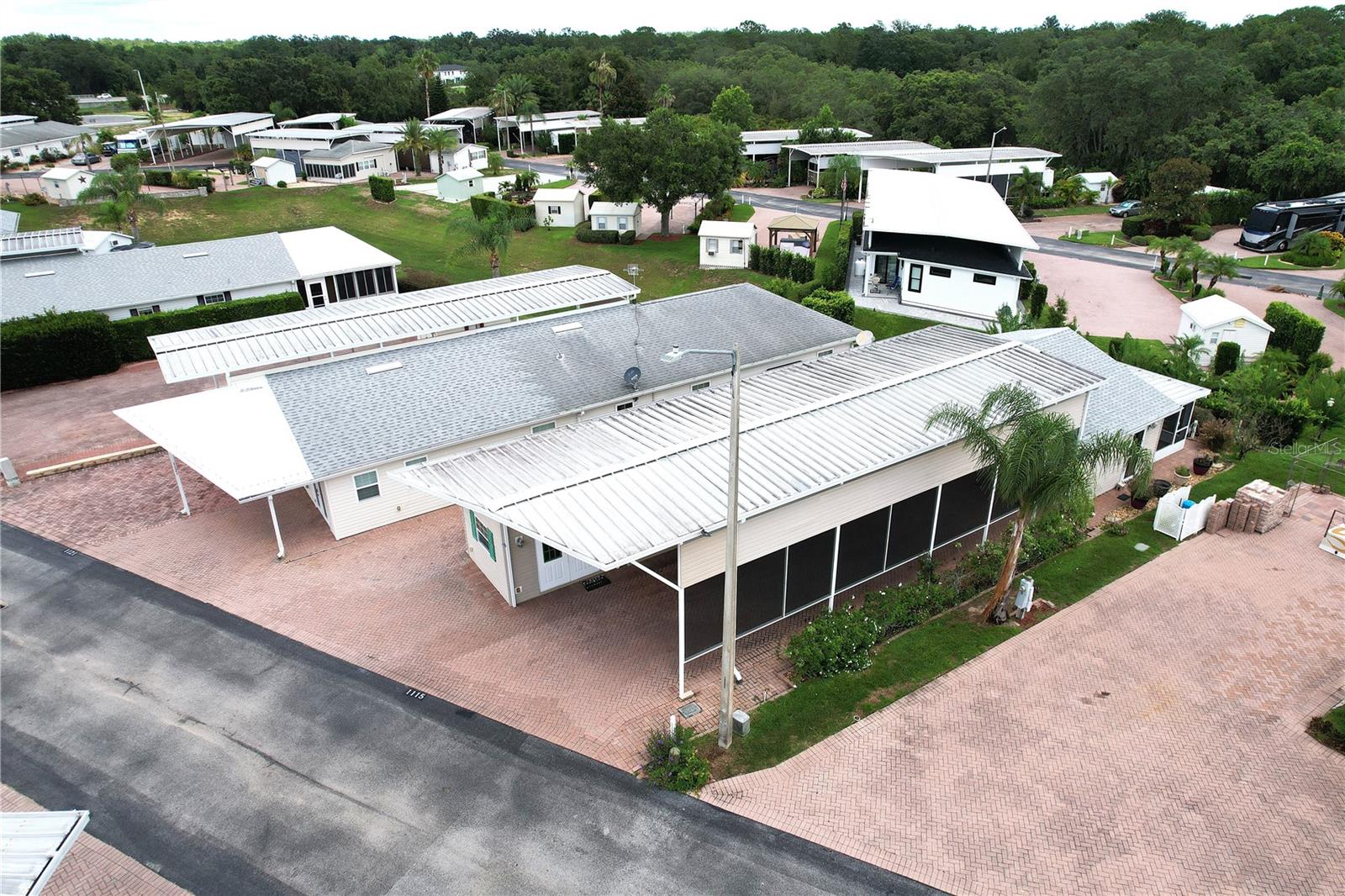 Image 17 of 53 For 1115 Deer Creek Boulevard