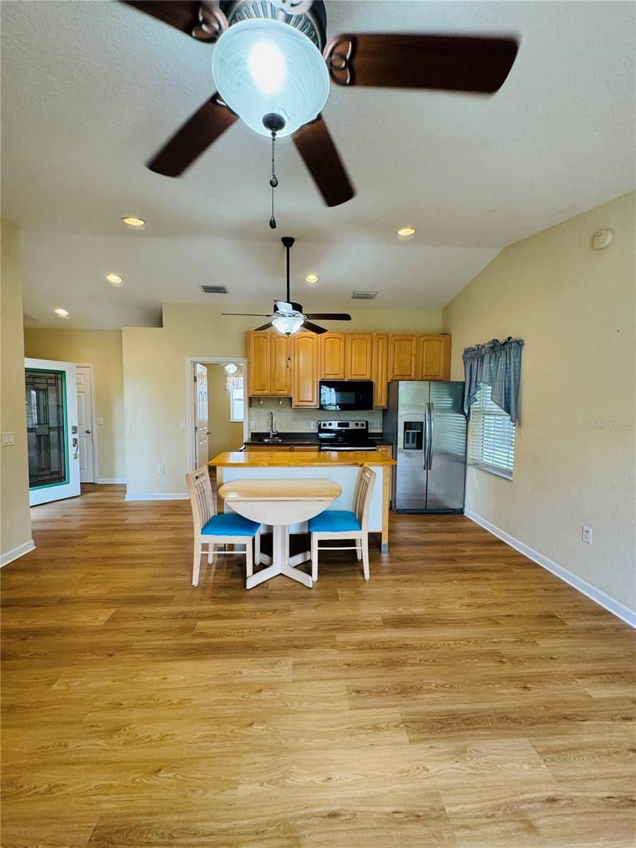 Image 19 of 53 For 1115 Deer Creek Boulevard
