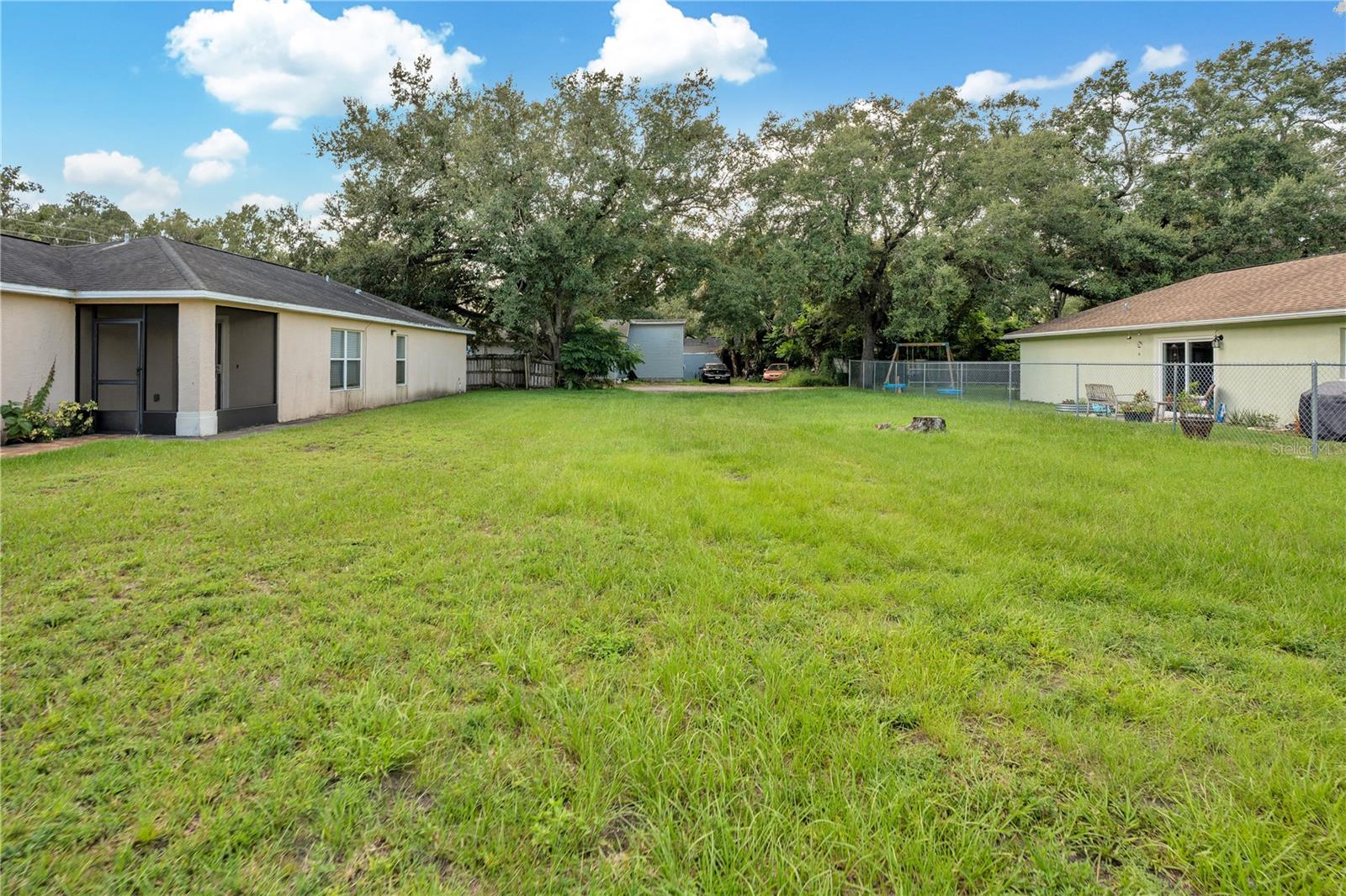 Image 4 of 11 For 1126 Willow Avenue
