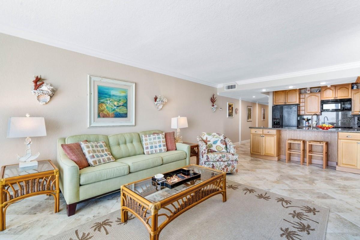 Image 6 of 18 For 5201 Atlantic Avenue 703a