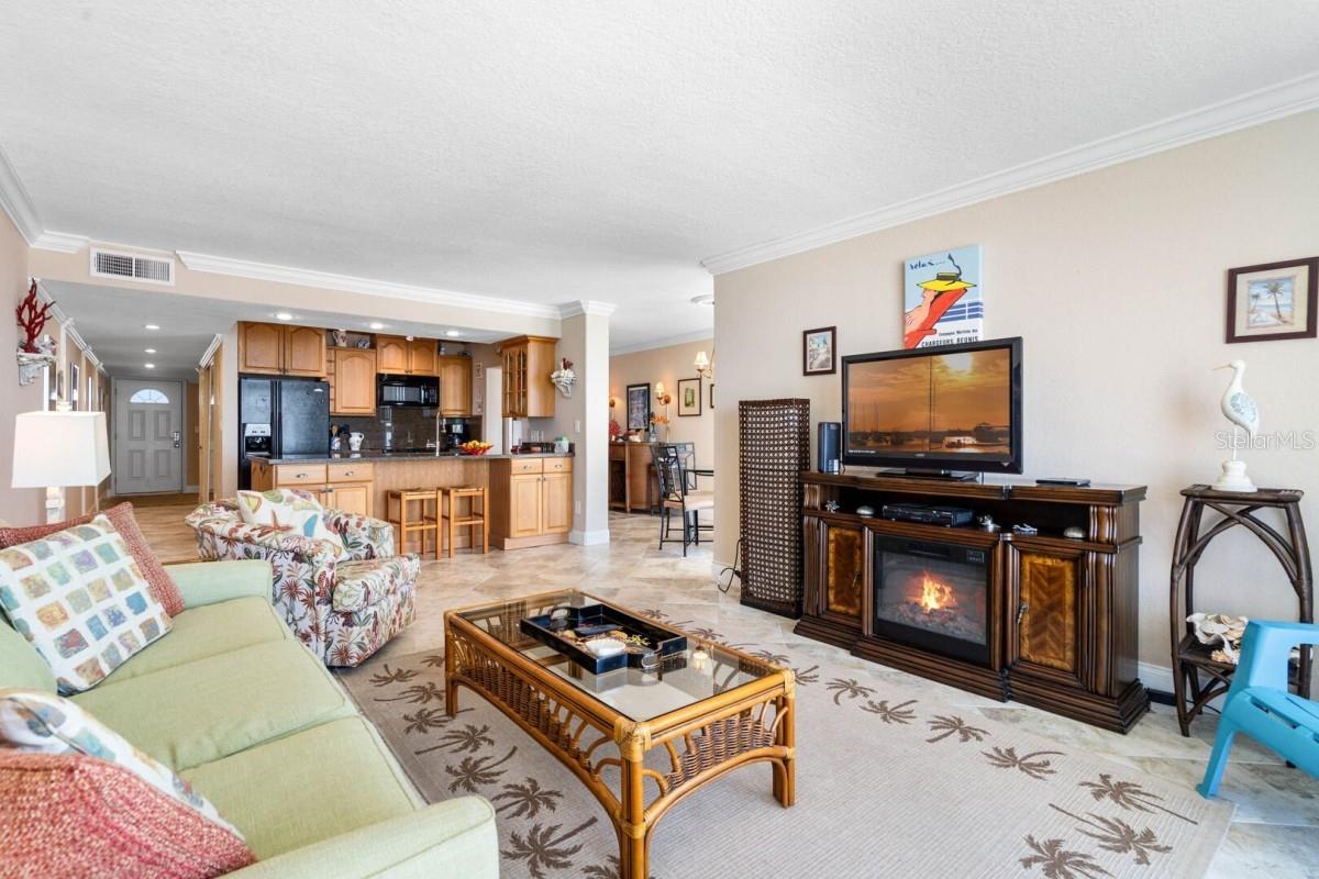 Image 7 of 18 For 5201 Atlantic Avenue 703a
