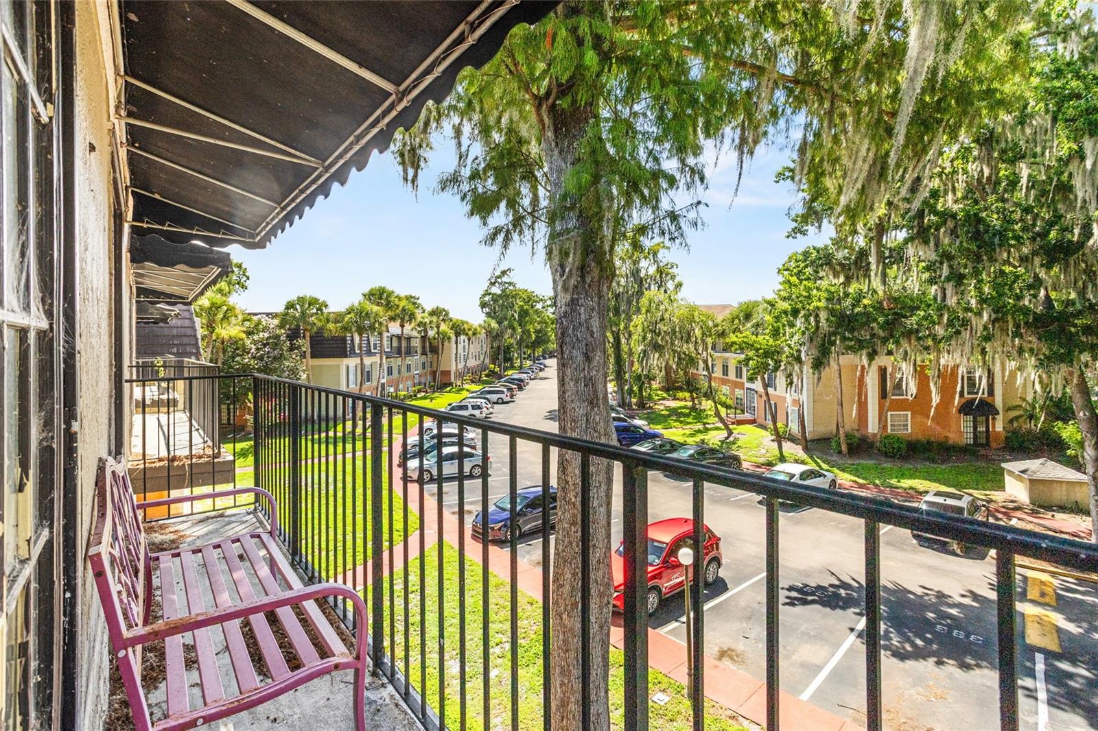 Image 4 of 32 For 3946 Versailles Drive 3946b