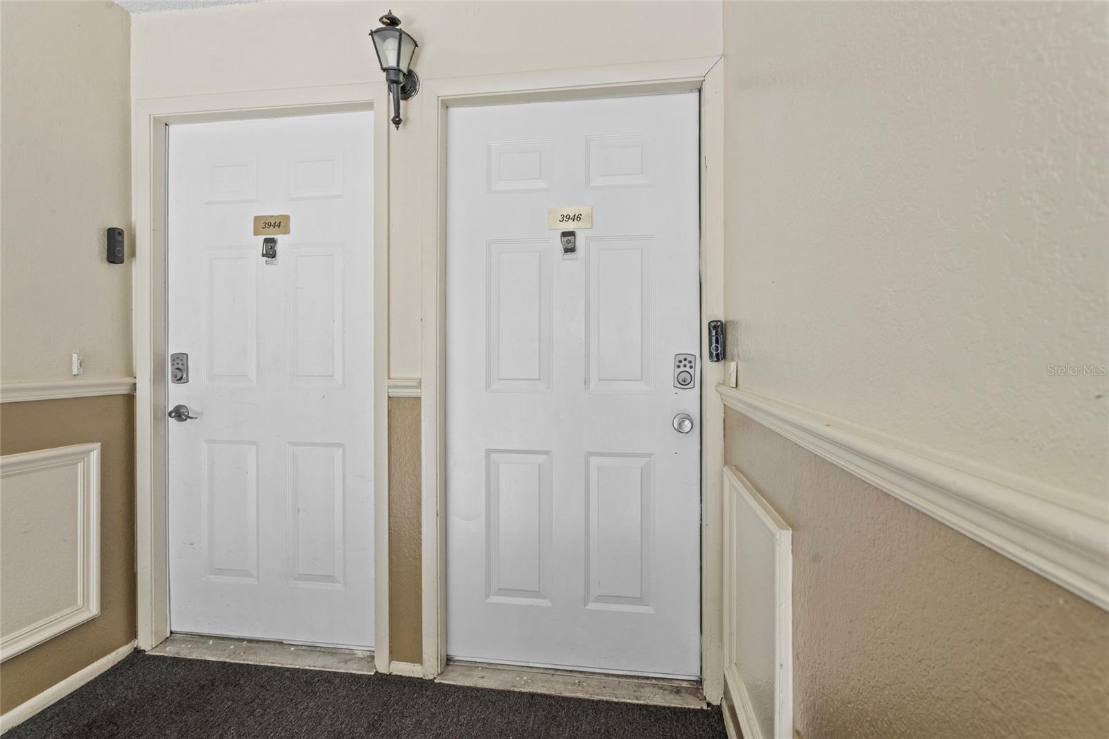 Image 5 of 32 For 3946 Versailles Drive 3946b