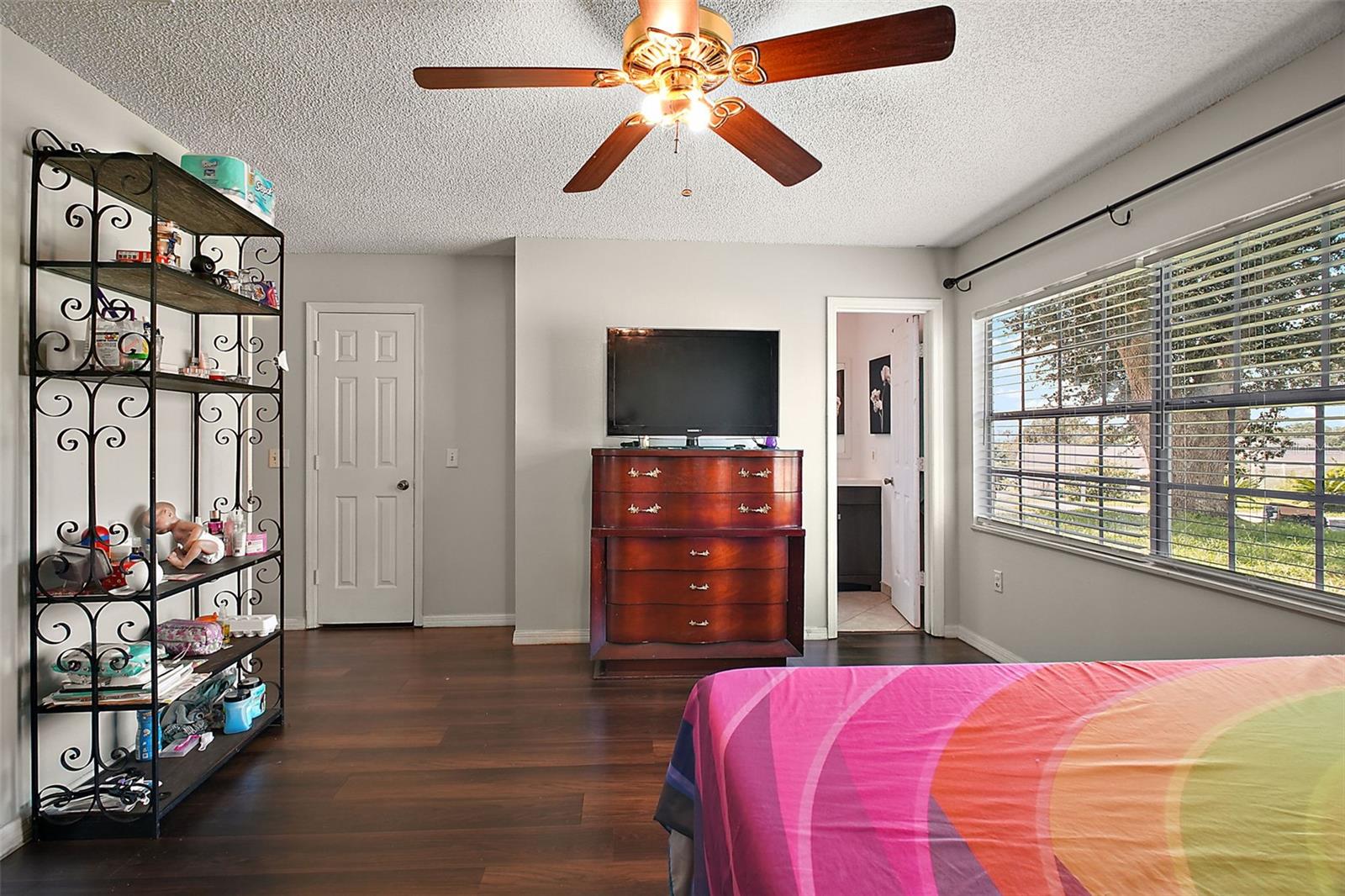 Image 11 of 27 For 2945 Bryant Street