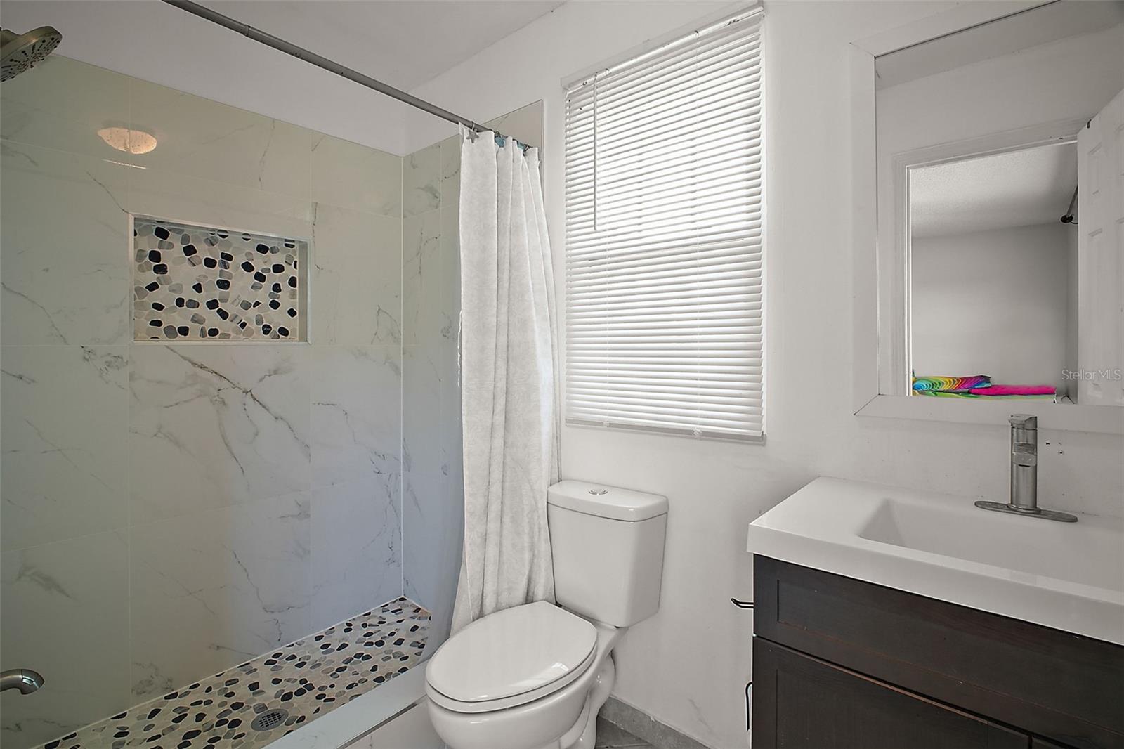 Image 15 of 27 For 2945 Bryant Street