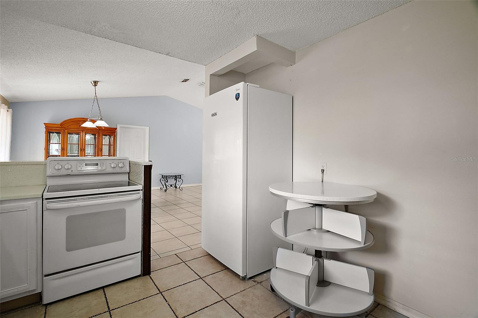 Image 8 of 27 For 2945 Bryant Street