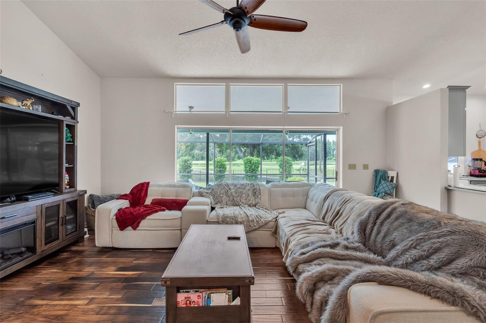 Image 10 of 36 For 1403 Ventana Drive