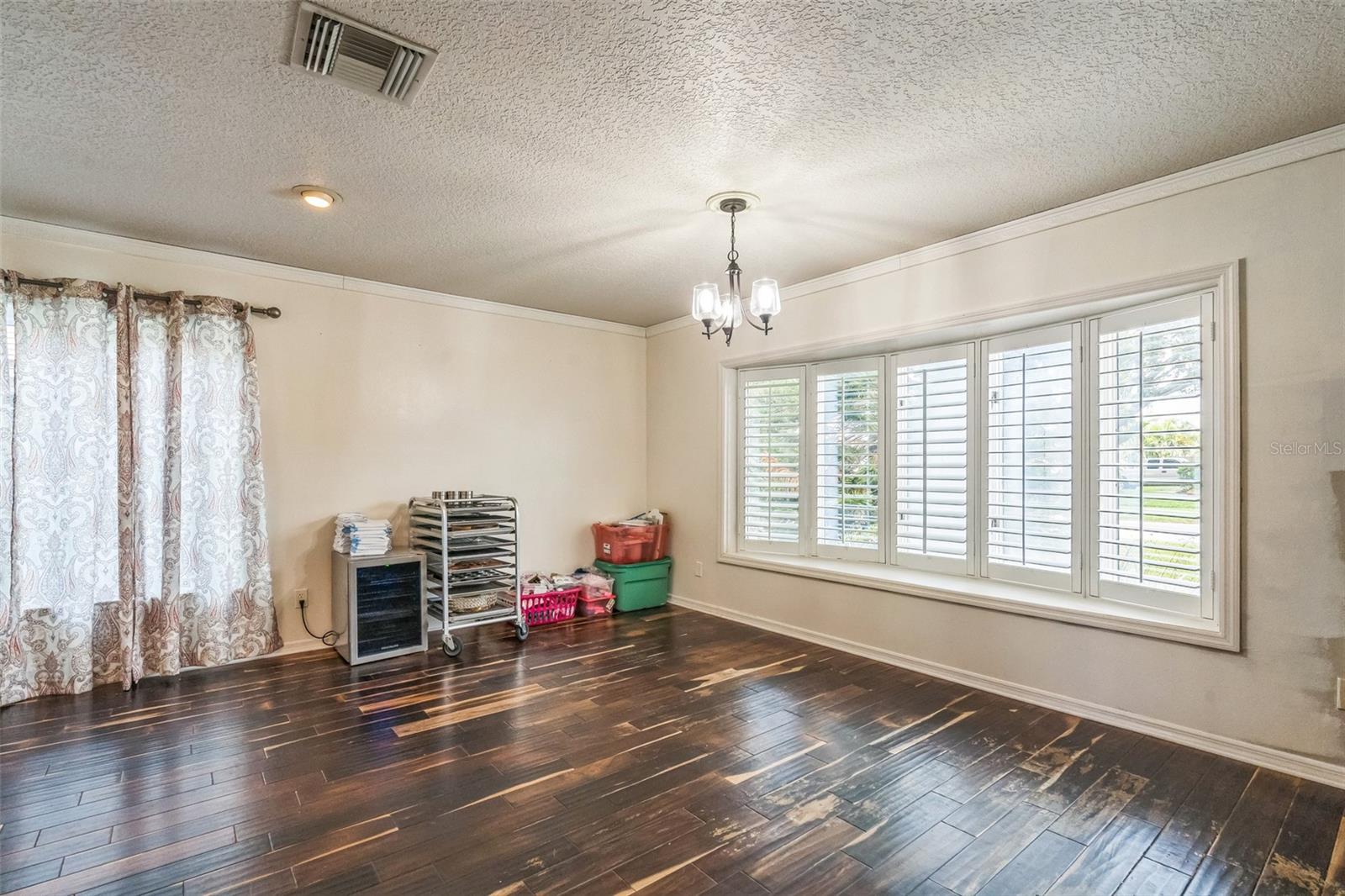 Image 12 of 36 For 1403 Ventana Drive