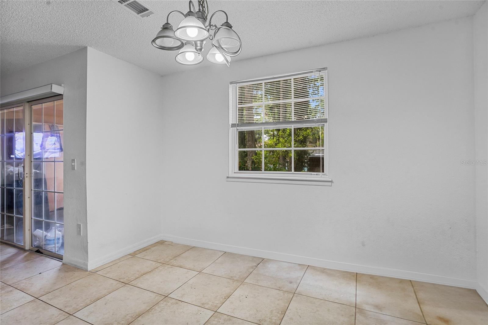Image 11 of 32 For 3997 Versailles Drive 3997f