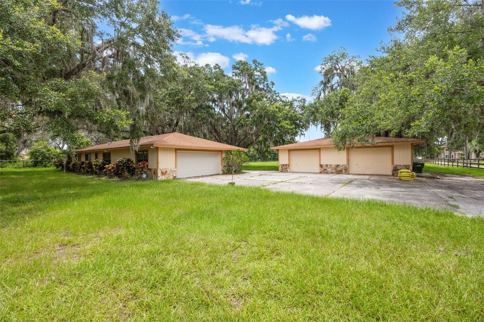 Image 3 of 20 For 13517 Kirby Smith Road