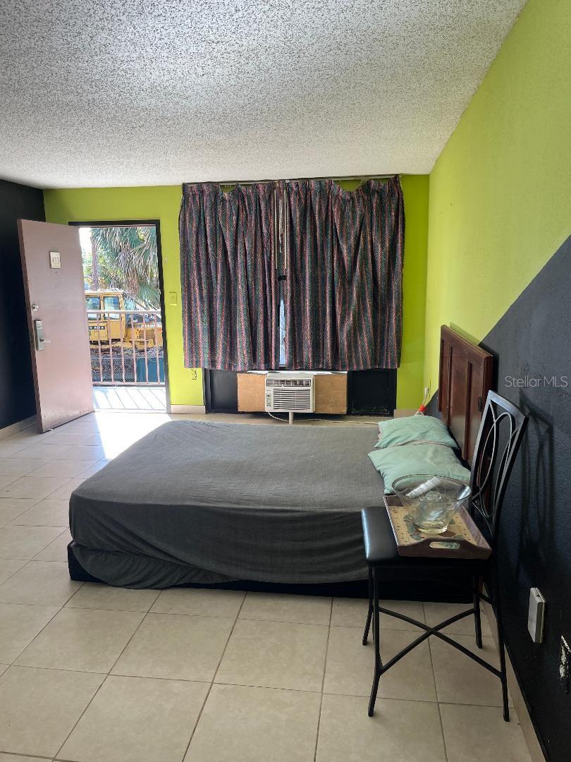 Image 3 of 12 For 8421 Orange Blossom Trail 433