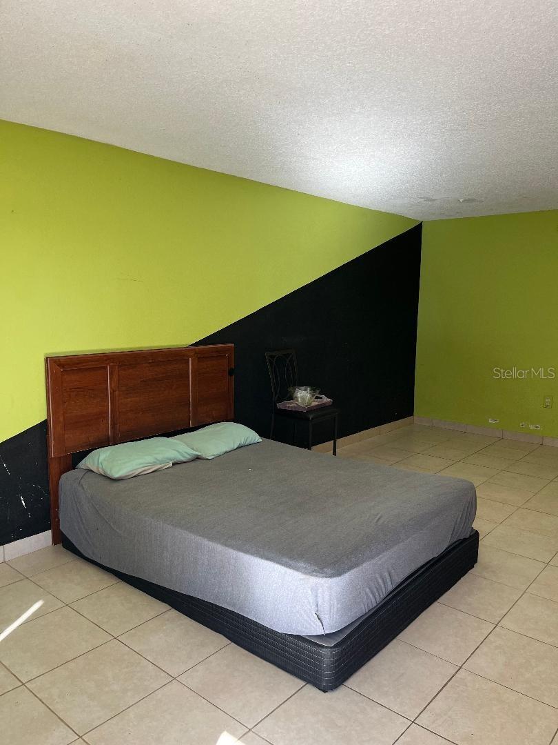 Image 4 of 12 For 8421 Orange Blossom Trail 433