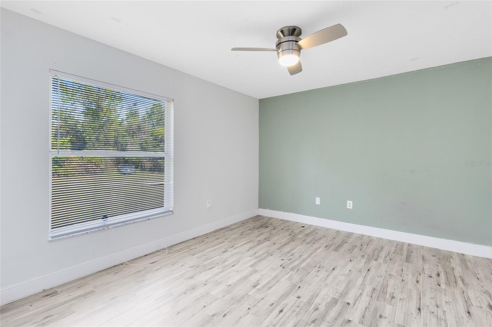 Image 22 of 48 For 538 Murray Street